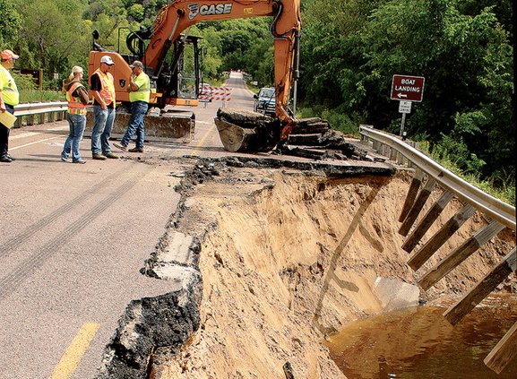Lansing Dike washout 2017