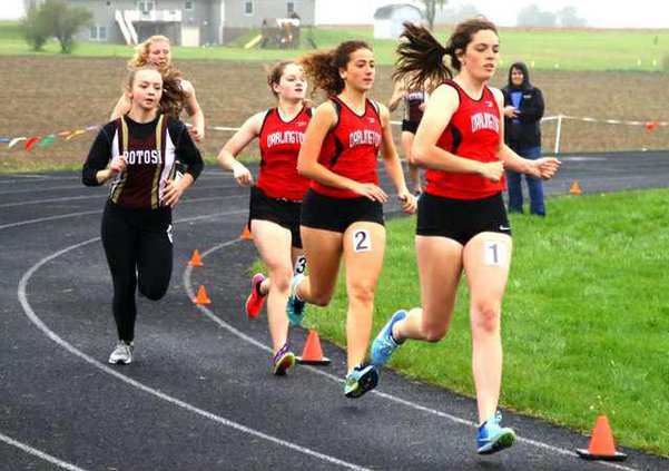 DHSGirlsTrack012