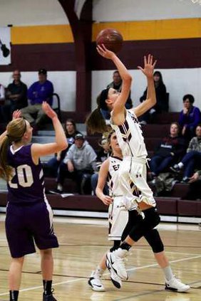 808A7344--Brynlee Nelson layup vs. River Ridge 11-21-17