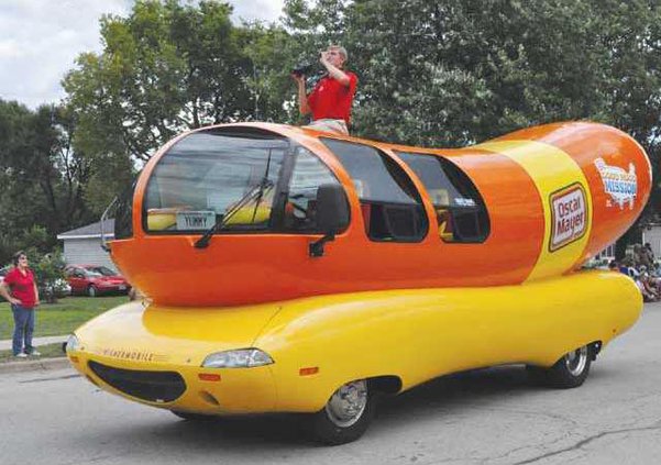 Wienermobile-web