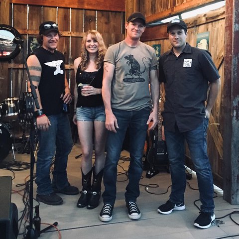 Chris Kroeze opening act is Wylde Chylde - SWNews4U