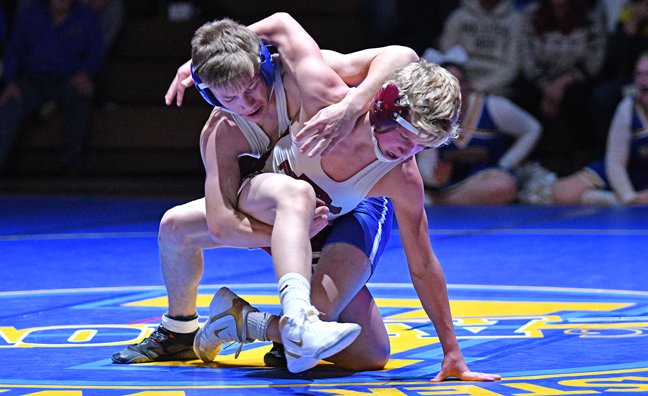 Arrows fall to Hawks