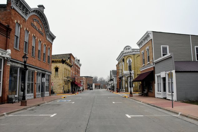 main street shullsburg