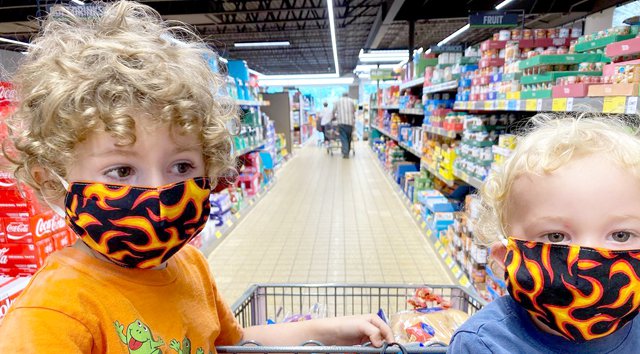 Thatcher and Waylon at Aldis