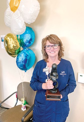 Campbell receives DAISY Lifetime Achievement Award from SSM - Monroe Times