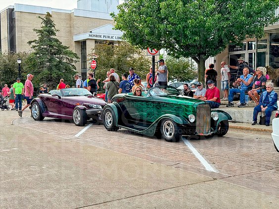 cars on the square 2024