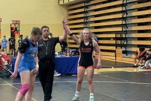 Addi Treuthardt wrestling