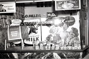 1955 monticello storefront