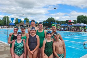Gators Swim