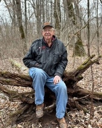 Francis R Hynek