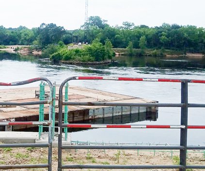 Barge near Sauk Bridge constr paddler safety issue