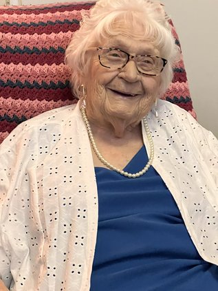 Vietta Jeanette (Loudenbeck) Reising