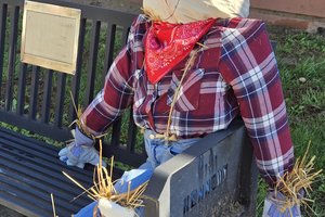 BA Kennedy Scarecrow