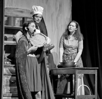 Footloose by Prairie du Chien High School