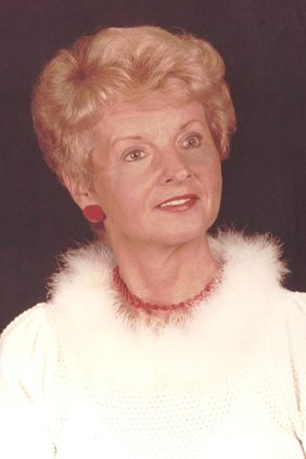 Martha Hirschfield 1935-2025