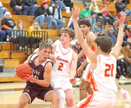 Sam Kramer double team