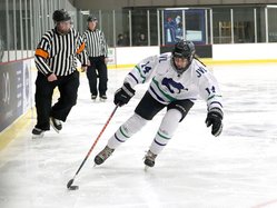 Bluebirds, Cheese pick up late-season wins