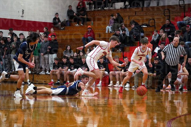 Monroe wallops Clinton by 50