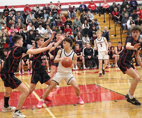 Monroe pummels Brodhead by 61