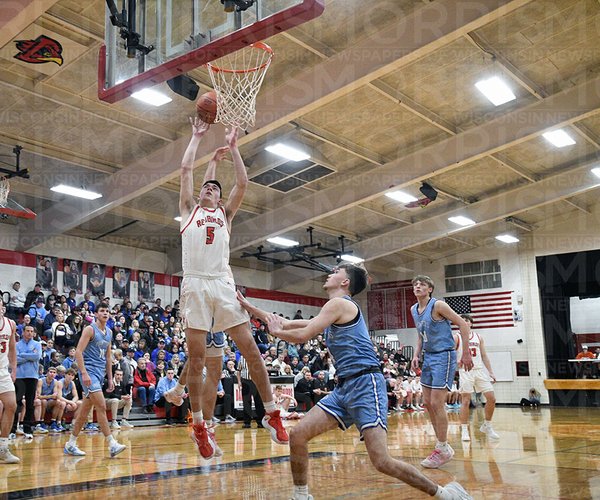 Redbirds rule over Pointers, Golden Eagles