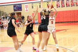 Cards can’t overcome High Tide