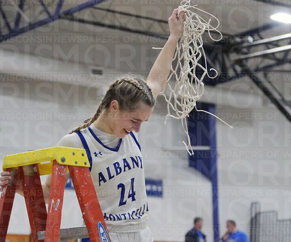 Space Stallions return to sectionals