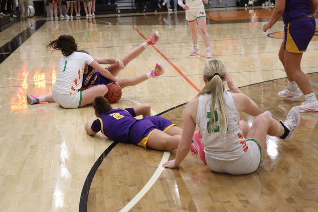 Eagles win rubber match over AP at sectionals