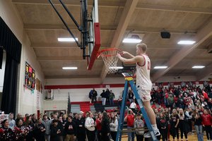 Redbirds handle IG & Belleville, coast into sectionals