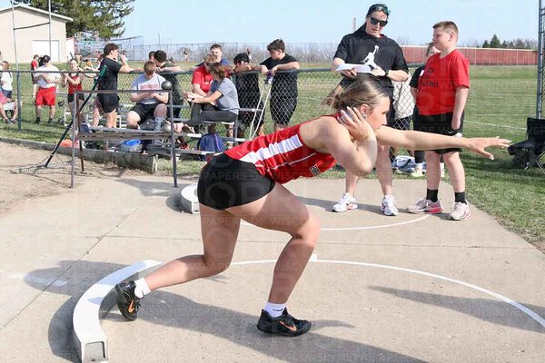 Monroe sweeps annual Glendenning Invite