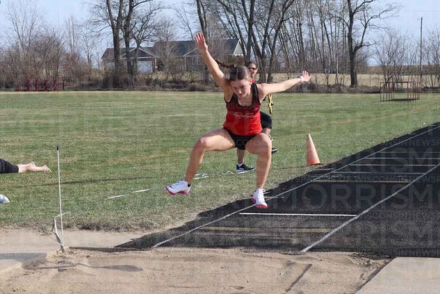 Monroe sweeps annual Glendenning Invite