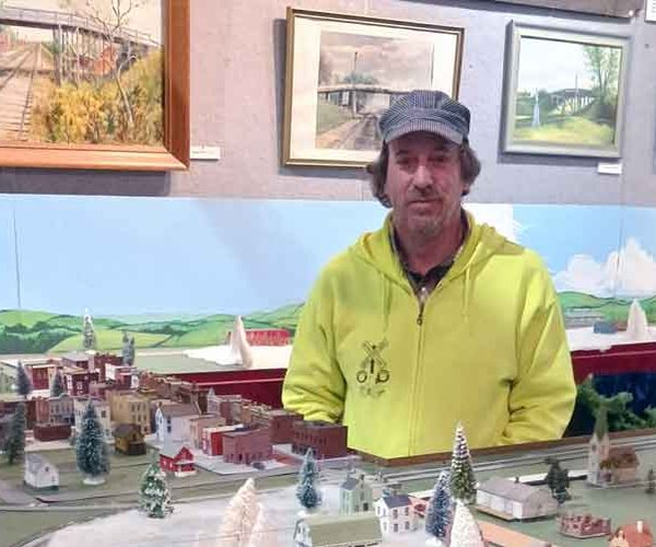 Stockton Heritage Museum volunteer model train