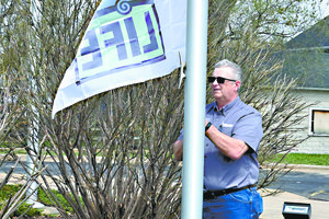 Donate Life flag raised by Joe Morovitz