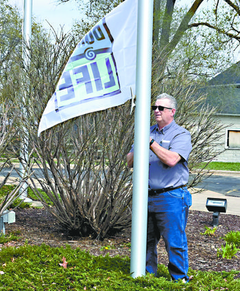Donate Life flag raised by Joe Morovitz