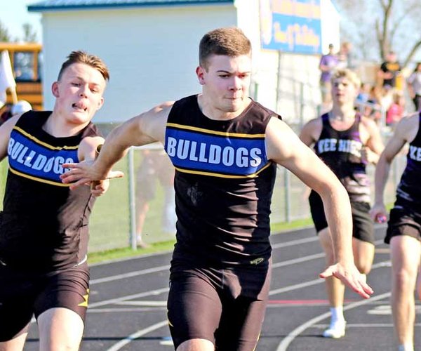 MFLMM Boys Track 4/22_01