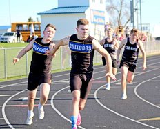 MFLMM Boys Track 4/22_01
