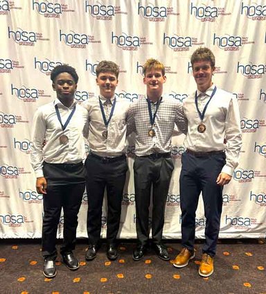 NGHS students excel at state leadership conference