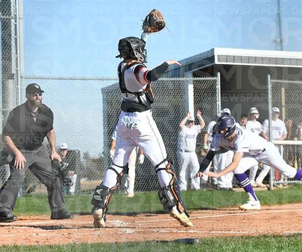 Monroe rallies past WW, NG wins twice