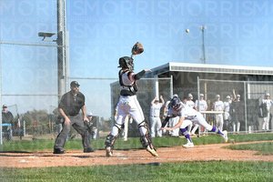Monroe rallies past WW, NG wins twice