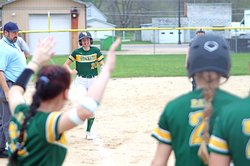 Isabella Bunders Home Run 1 2026