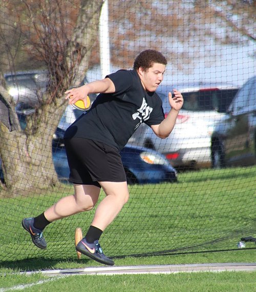Central Boys Track 4/29_01