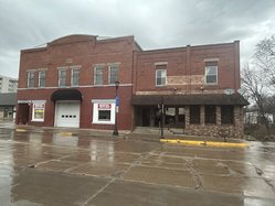 230-250 E Main St