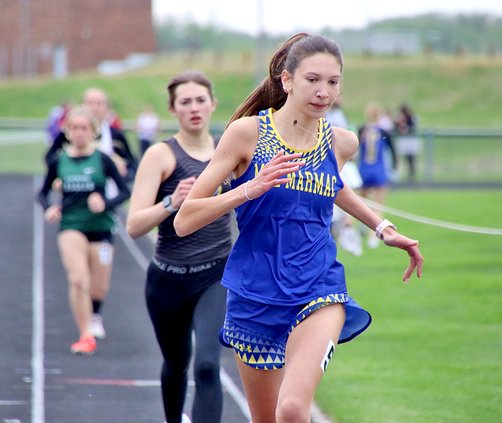 MFLMM Girls Track 5/6_01