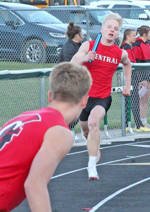 Central Boys Track 5/13_02