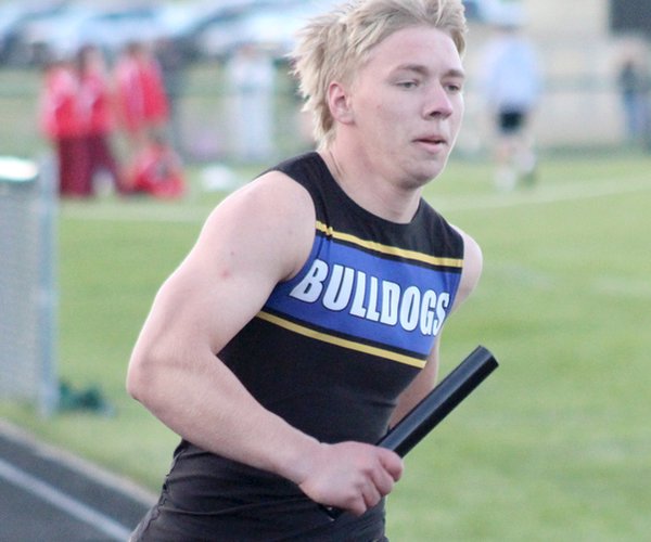 MFLMM Boys Track 5/13_01
