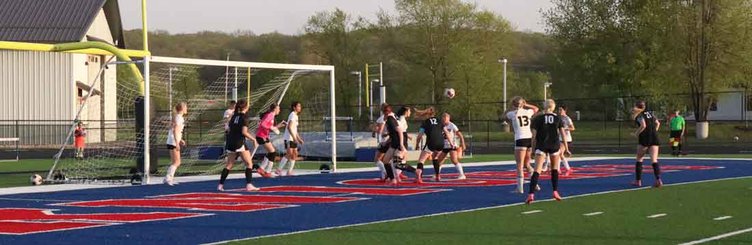 Soccer Raiders