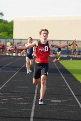Monroe boys win sectional