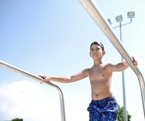 monroe community pool stock