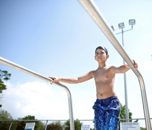 monroe community pool stock