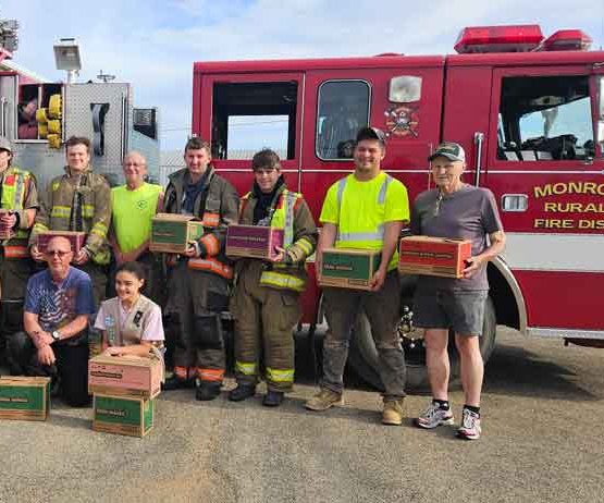 Girls Scout troop donates cookies