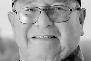Lee Kenneth Hampton